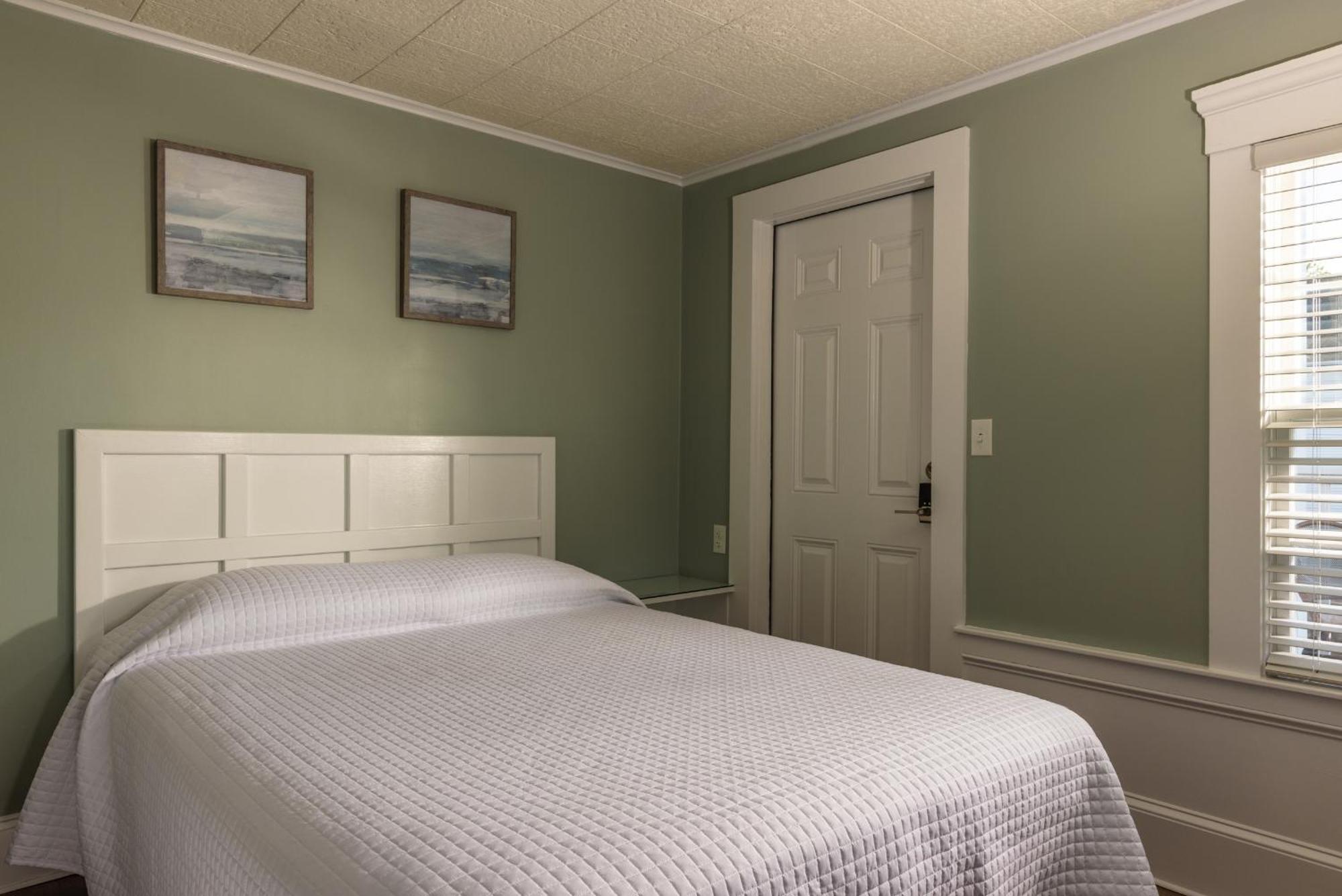 Eagle House Motel Рокпорт Екстериор снимка