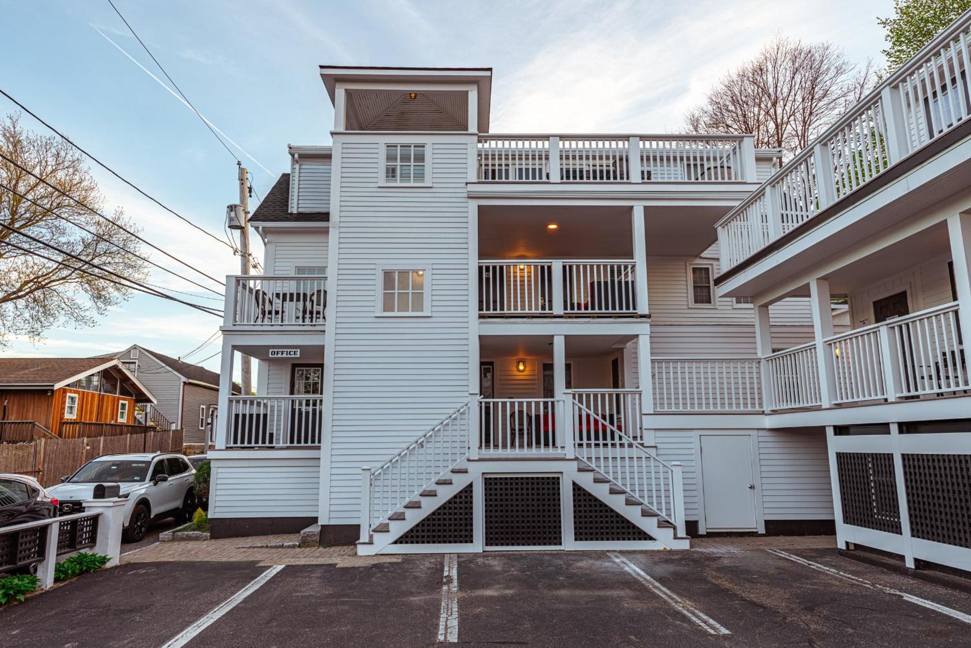 Eagle House Motel Рокпорт Екстериор снимка